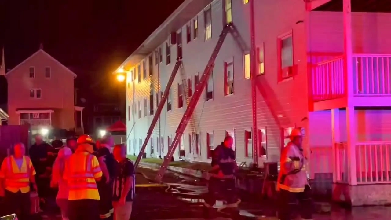 ئاگرێکی کوشندە لە خانەی بەساڵاچووانی ئەمریکا ڕوویدا