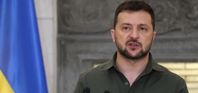 زێلێنسکی: ڕووسیا بە زیاتر لە 30 مووشەک و 300 فڕۆکەی بێفڕۆکەوان هێرشی کردە سەر ئۆکرانیا