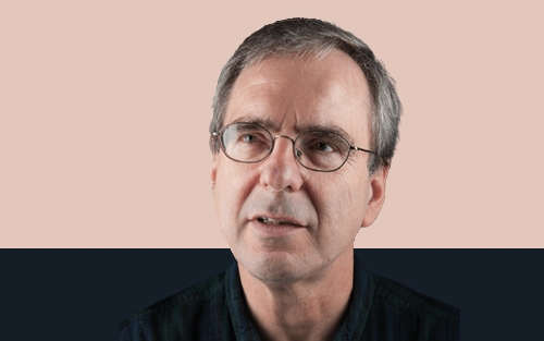 جوست هێڵتەرمان  بەڕێوەبەری پڕۆگرامەكانی گرووپی تەنگژە نێودەوڵەتییەكان بۆ گوڵان:     دەستووری عێراق وەك پڕۆژەیەكی ناتەواو ماوەتەوە و جێبەجێ نەكراوە