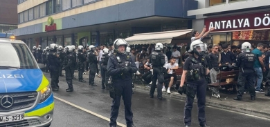 ALMANYA - Sûriyeyiyan êrişî Kurdan kir: Gelek kes birîndar bûn