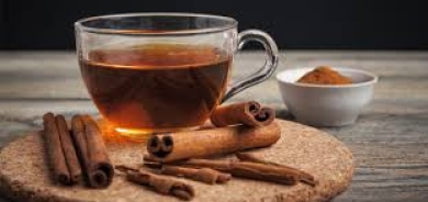 5 فوائد صحية في شرب ماء القرفة