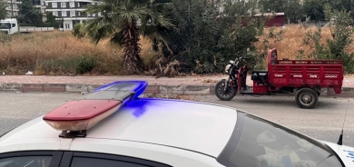 HATAY - Bavekî kurê xwe bi kêrê kuşt