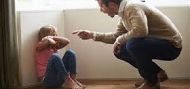 سوء المعاملة في الطفولة المبكرة يؤدي إلى تغيّرات سلوكية دائمة