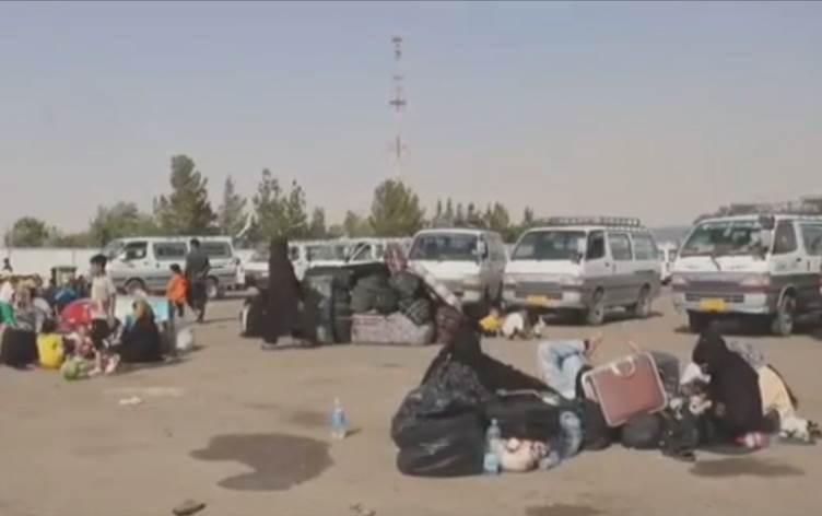 Îranê zêdetirî milyonek penaberên Efxan dersînor kirin