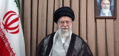 خامنئي يقر بخسارة «لا يتحمَّلها أي شعب»