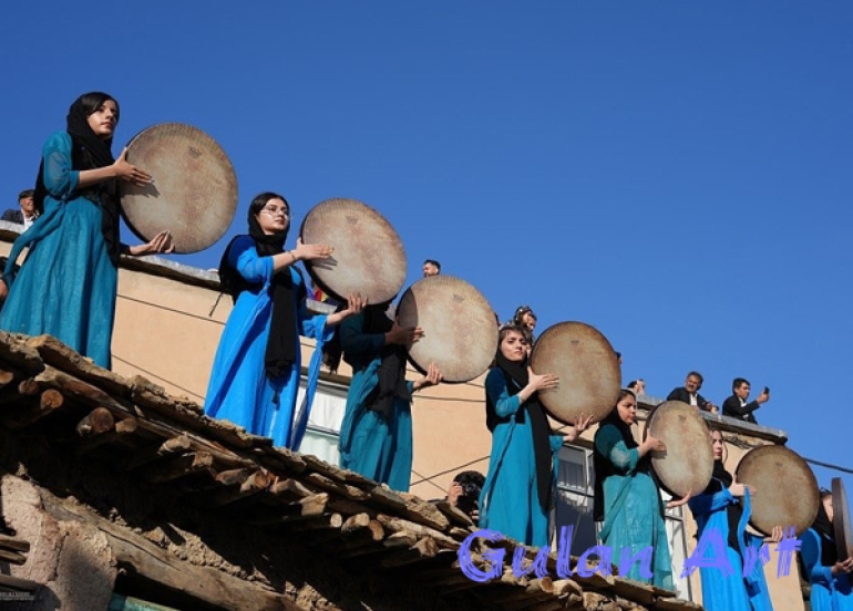 فیستیڤاڵی هەزار دەف تێكەڵكردنی گۆرانیی نیشتمانی، ئایینی و عیرفانی