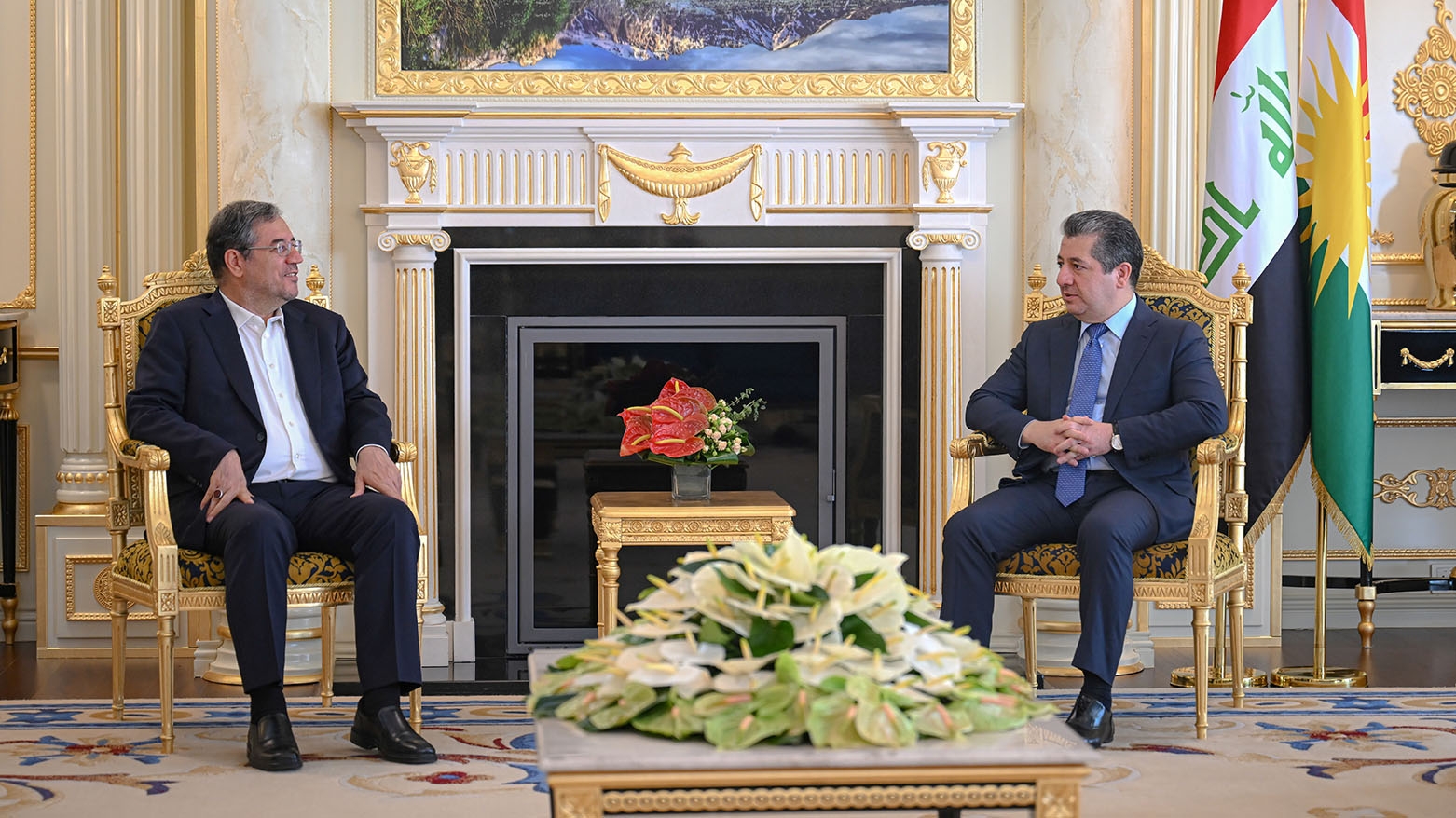 Serokwezîr Mesrûr Barzanî û şandeke Îranî pêwendiyên siyasî û aborî gotûbêj kirin