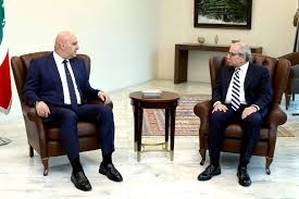 حصرية السلاح أمام الحكومة اللبنانية