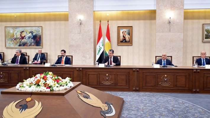 Civata Wezîran di Serokatiya Serokwezîr de di civînê de ye