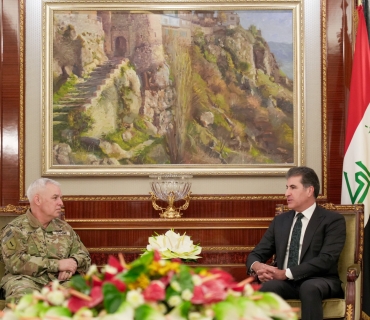 سه‌رۆكى هه‌رێمى كوردستان، پێشوازیى له‌ به‌ڕێز جه‌نه‌راڵ كيڤن لامبێرد، فه‌رمانده‌ى هێزه‌كانى هاوپه‌يمانان له‌ عێراق و سووريا و شاندێكى ياوه‌رى كرد.