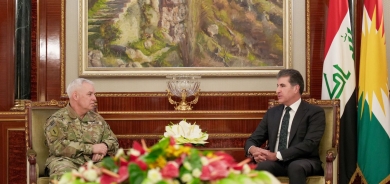 نيجيرفان بارزاني وقائد قوات التحالف في العراق وسوريا يبحثان المخاطر الإرهابية