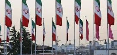 إيران تفتح نصف نافذة للتفاوض