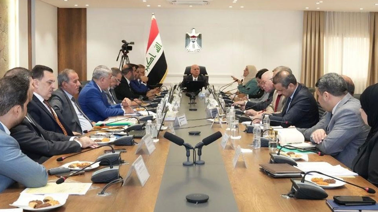 المجلس الوزاري للاقتصاد يعلن تشكيل لجنة مشتركة مع كوردستان لتوحيد الرسوم الجمركية