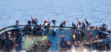 بەهۆی وەرگەڕانی بەلەمێک لە کەناراوەکانی یەمەن ٦٨ کۆچبەر گیانیان لەدەستدا