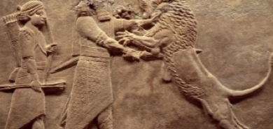 الكتابة المسمارية في الآداب المؤسسة للحضارة الإنسانية