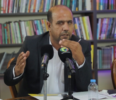 ئەمین حاجی زەڵمی  ڕۆژنامەنووس و شارەزا لە زمانی كوردی و شێوەزاری هەورامی:     دەسەڵاتداران دەبێت بە فەرمی بەرپرسیاریەتیی كەلتووری و زمانی لە ئەستۆ بگرن