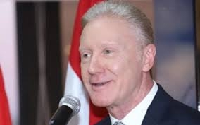 وزير الخارجية اللبناني يدين تصريحات مستشار خامنئي حول سلاح «حزب الله»