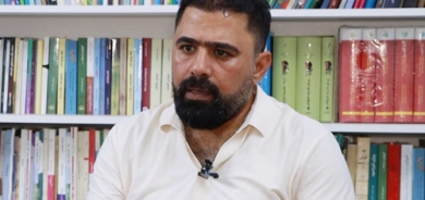 كاروان حەسەن حوسێن، نووسەر و وەرگێڕ/ سەرۆكی ڕێكخراوی ژیوای- هەڵەبجە  زمانی كوردی تەنیا ئەركی زمانی نەبینیوە،  بەڵكو ئەركی بەرگریشی لە بەرانبەر  نەتەوەكانی دیكە بینیووە