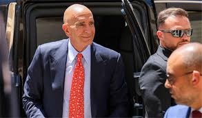 لبنان يستبق زيارة برّاك بمحاولة تطويق أزمته