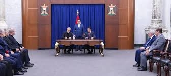 لاريجاني يبدأ مهامه الإقليمية من بغداد