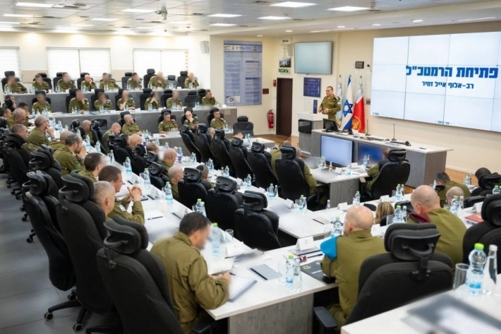 Îsraîl amadekariya êrîşeke ji nişka ve li ser Îranê dike