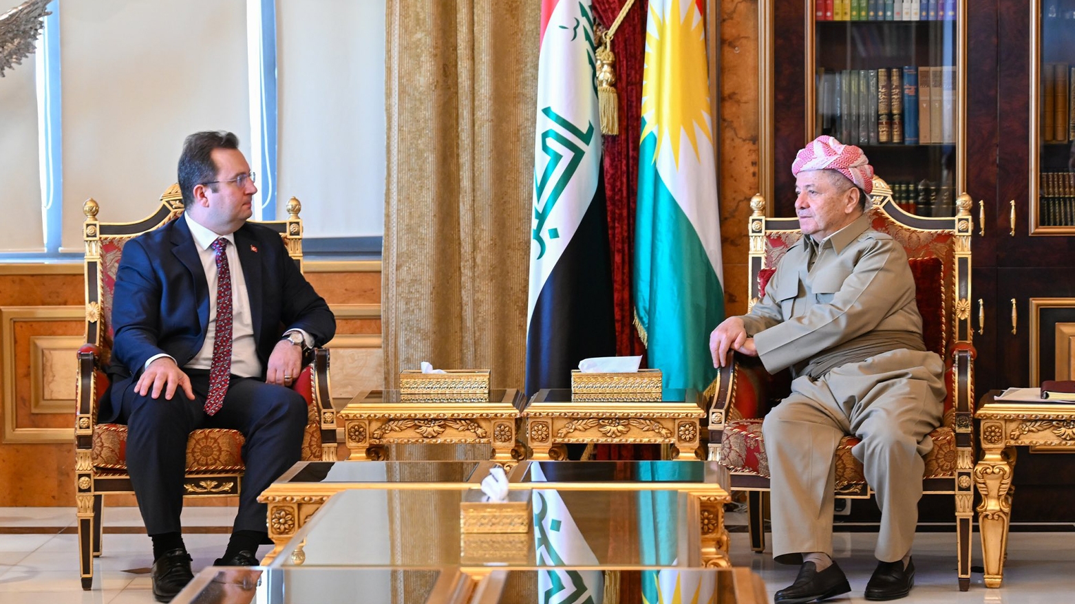 الرئيس بارزاني يستقبل قنصل تركيا إيرمان توبجو بأربيل