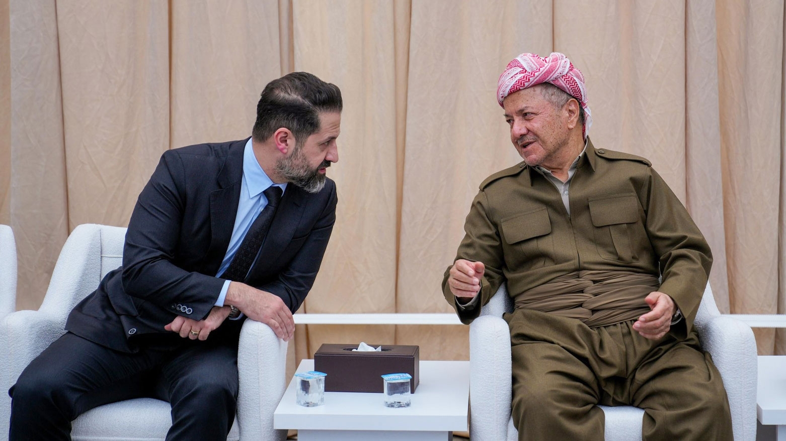 الرئيس بارزاني يتلقّى رسالة تهنئة من قوباد طالباني وبافل طالباني في الذكرى الـ 79 لتأسيس الديمقراطي الكوردستاني