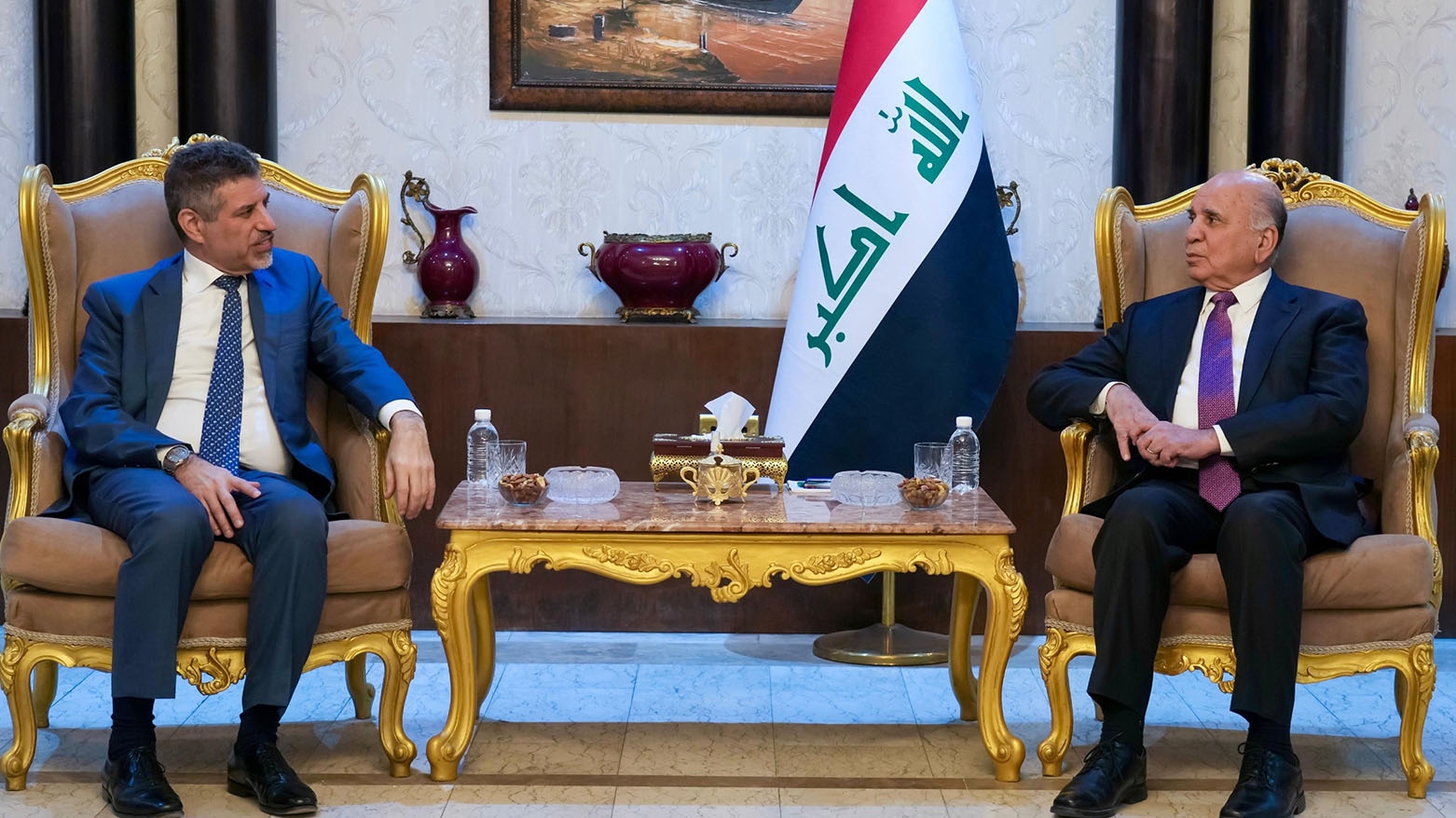 فؤاد حسين و فاجن يبحثان سبل معالجة معوقات استئناف تصدير نفط إقليم كوردستان