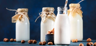 ليس آمناً للجميع... احذر 3 آثار جانبية للحليب الخالي من اللاكتوز