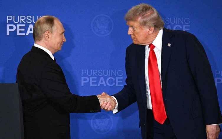 Kremlîn: Di navbera Putin û Trump de pêwendiyeke jidil û avaker pêk hat