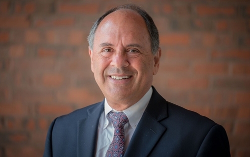 Profesor Charles David Freilich ji bo Gulan: Dibe ku bi rêya bikaranîna hêzê aştî pêk were