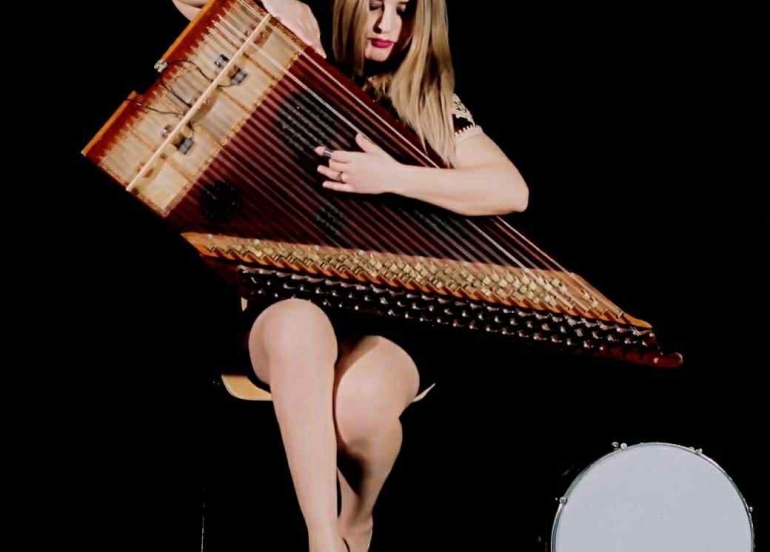 ملك کوشتبان امیرة القانون لـ 