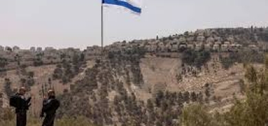 إسرائيل ماضية في تقطيع أوصال الضفة الغربية