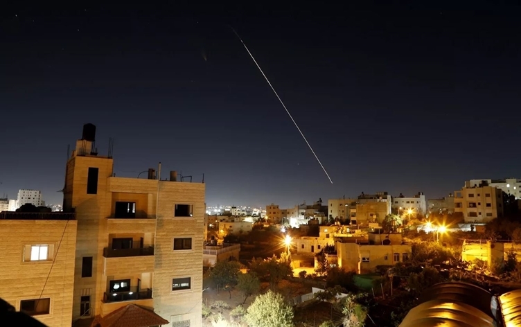 Bi mûşekên balîstîk êrişî Îsraîlê hat kirin