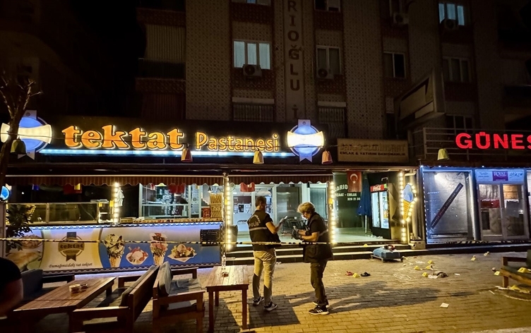 ANTALYA - Serokê odeyekê 2 kes kuştin û piştre xwe jî kuşt