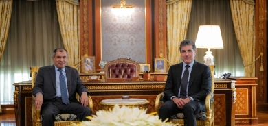 نێچيرڤان بارزانى، سه‌رۆكى هه‌رێمى كوردستان، پێشوازيى له‌ به‌ڕێز حه‌سه‌ن محه‌مه‌د زه‌مان باڵيۆزى ده‌وڵه‌تى كوێت له‌ عێراق، كرد.