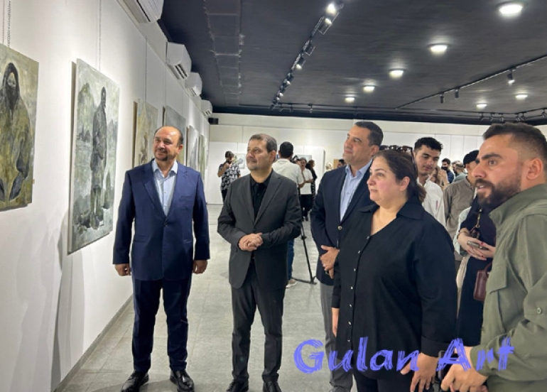 هونەرمەند (نەژاد كەوكەز)پێشانگەیەكی تایبەتی شێوەكاریی كردەوە