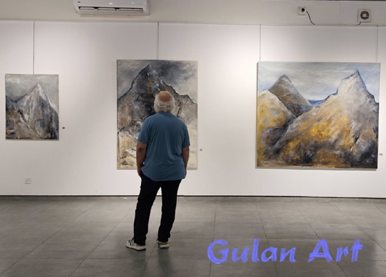 هونەرمەند (نەژاد كەوكەز)پێشانگەیەكی تایبەتی شێوەكاریی كردەوە