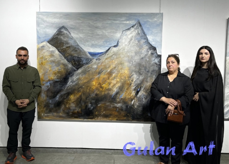 هونەرمەند (نەژاد كەوكەز)پێشانگەیەكی تایبەتی شێوەكاریی كردەوە