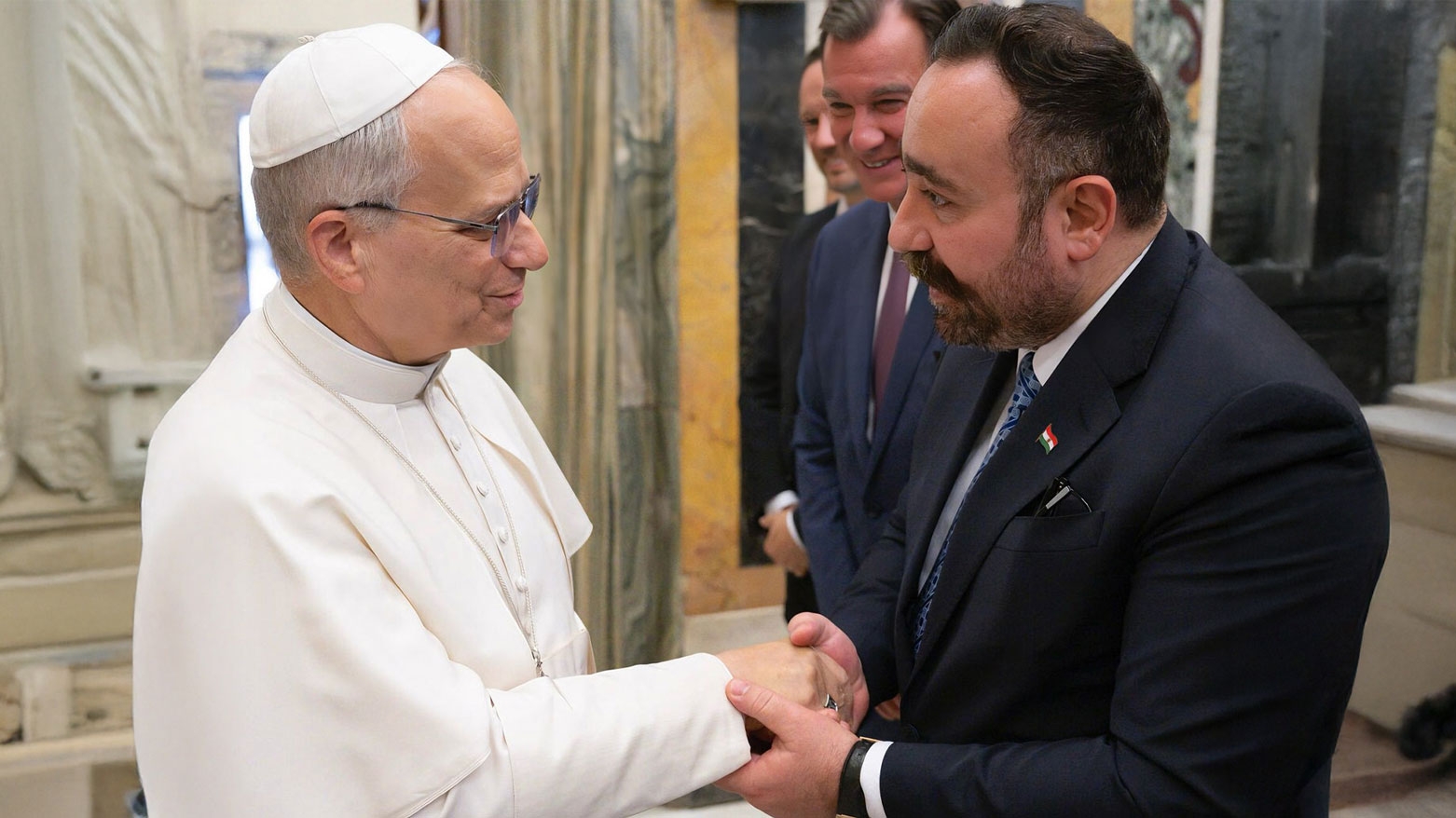 وزير النقل والاتصالات في كوردستان يلتقي بابا الفاتيكان