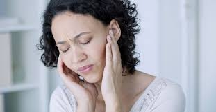 5 عادات يومية تدمِّر ذاكرتك مع التقدم في السن