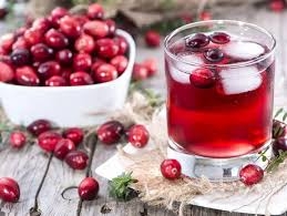 علاج فعال لالتهاب المسالك البولية... فوائد عصير التوت البري