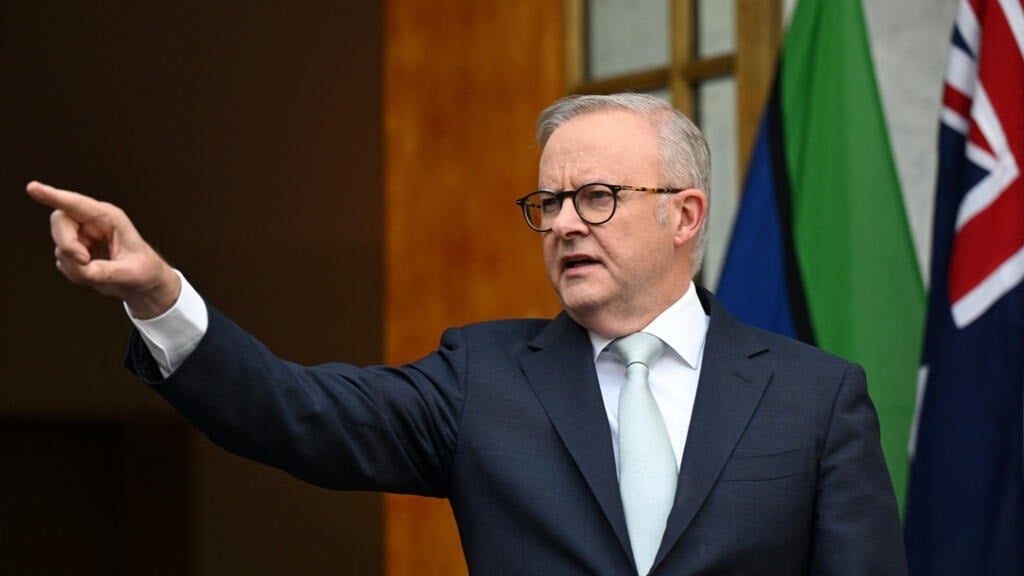 ئوسترالیا باڵیۆزی ئێران دەردەکات و سوپای پاسداران وەک ڕێکخراوی تیرۆریستی دەستنیشان دەکات