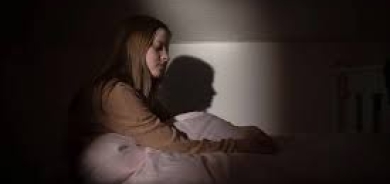 اضطرابات النوم قد تؤدي إلى إيذاء النفس لدى المراهقين