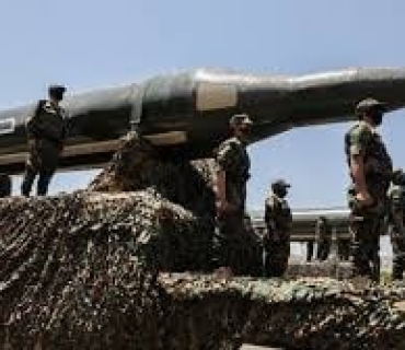 هێرشی مووشەکی و فڕۆکەی بێفڕۆکەوانی حوسییەکان بۆ سەر ئیسرائیل بەردەوامە