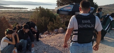 Li Deryaya Egeyê 92 koçber hatin desteserkirin