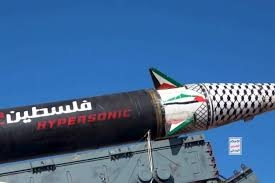 الحوثيون يصعّدون الهجمات بعد «مجزرة حكومتهم»