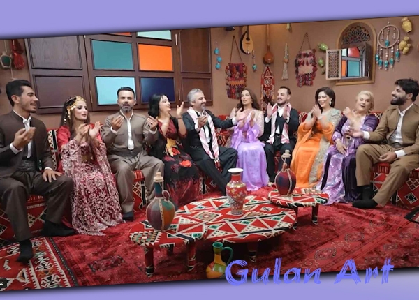 کلیپێک دە هونەرمەند کۆدەکاتەوە