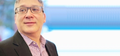 گاری ماركۆس    زانای دەروونناس و پسپۆڕ لەسەر هزری مرۆڤ بۆ گوڵان:     كرداركارانی كۆدی زیرەكیی دەستكرد بەناو تۆڕەكانی ئەنتەرنێت دەگەڕێن و زانیاری كۆدەكەنەوە و بە باشی لەو زانیارییانە تێناگەن ئەمەش متمانەی بە ئاكامەكان نەهێشتووە