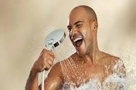 7 فوائد تدفعك للاستحمام يومياً